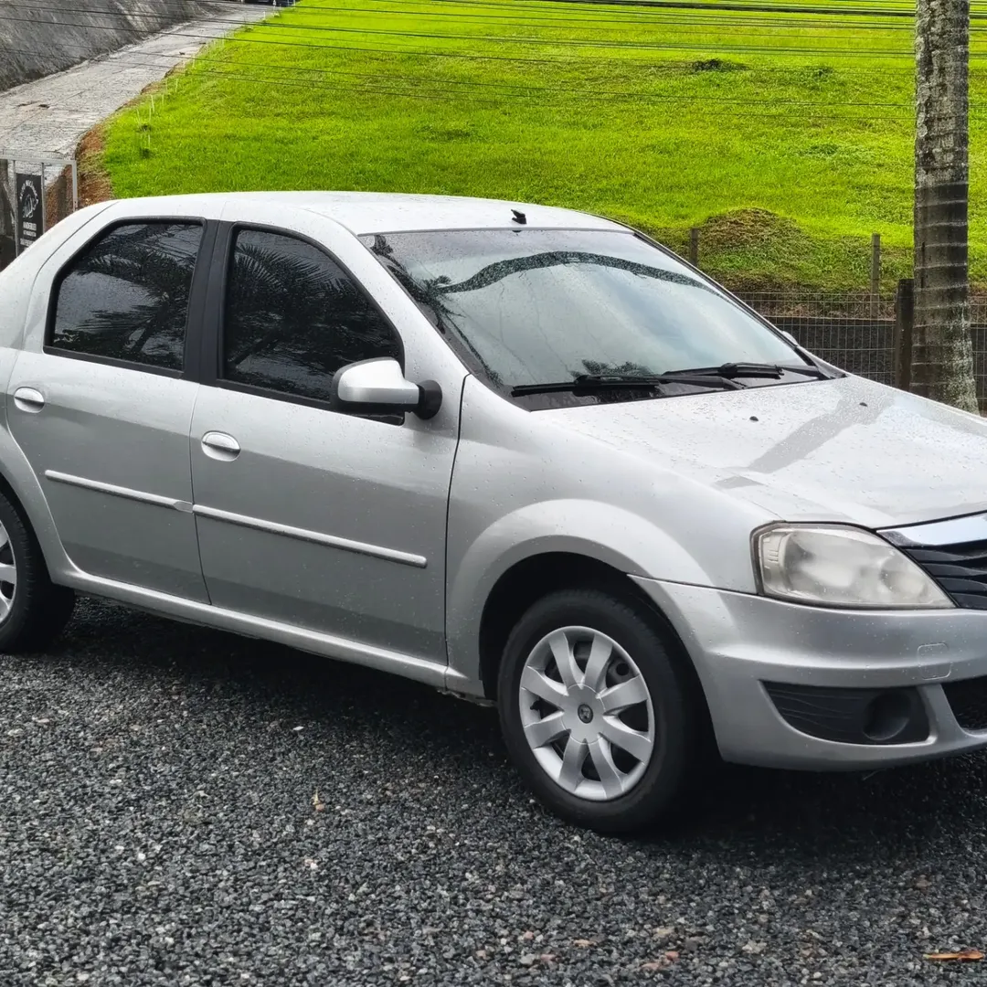 Renault Logan Expression 1.6